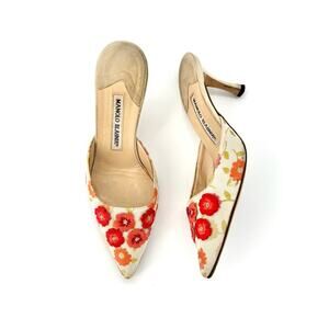Manolo Blahnik Retro Vintage Floral Applique Pointed Toe Kitten Heel Mules 36.5